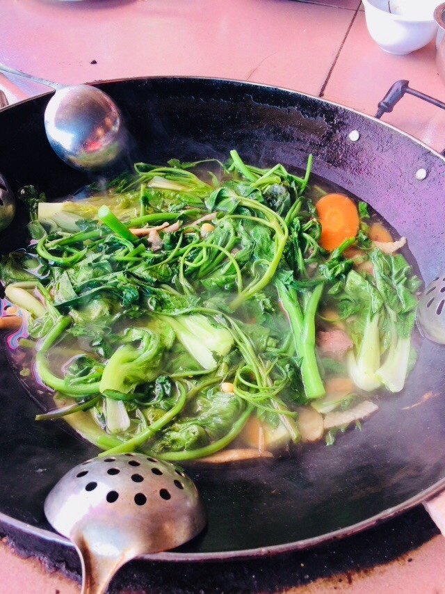 4EC2DA50-8941-407A-AE33-82A00D3CE239