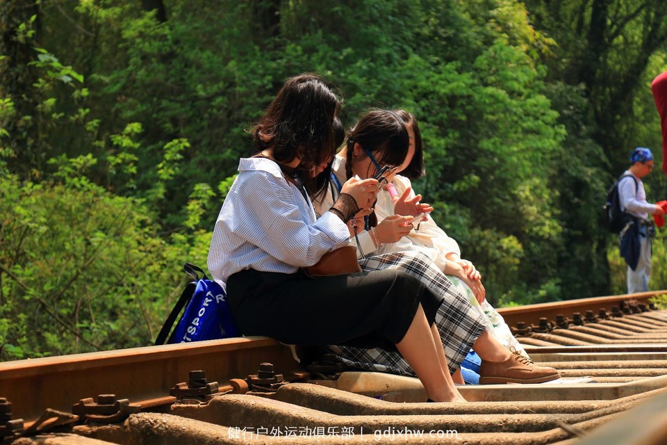 mmexport1491263977102