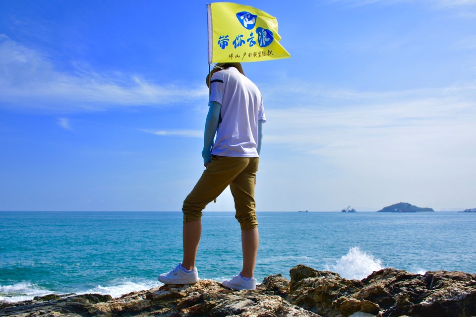 B7271CC9-9817-4EC1-A181-F8508319404B