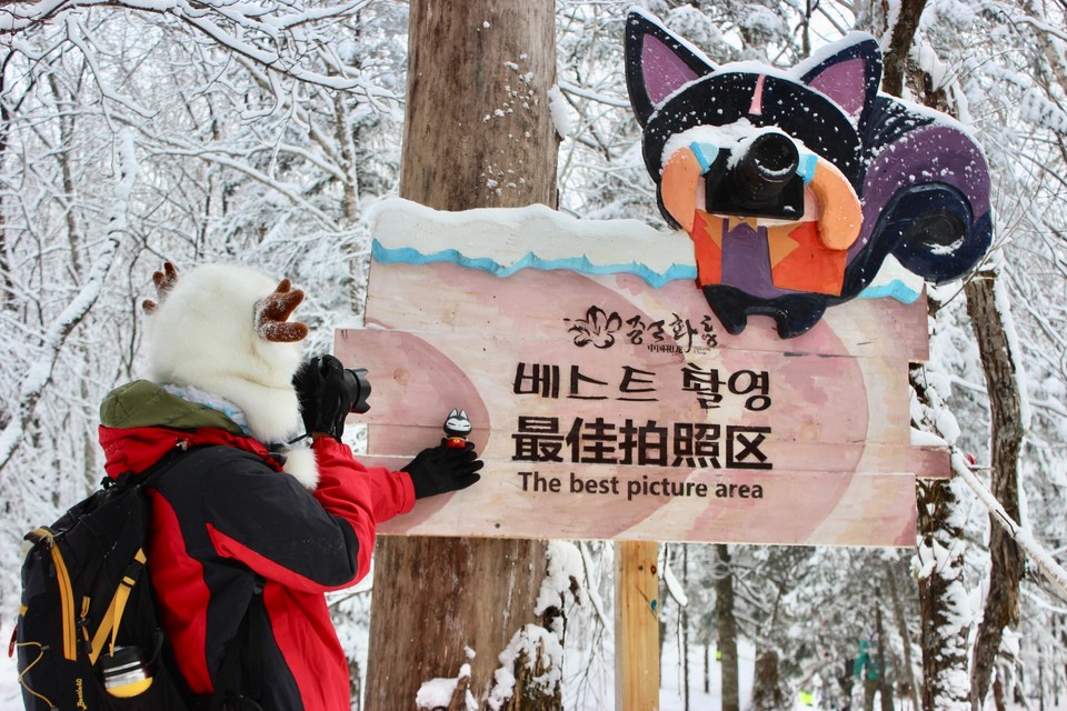 6F9608BB-DCFE-4C7A-9CBE-68DF616BBAAD