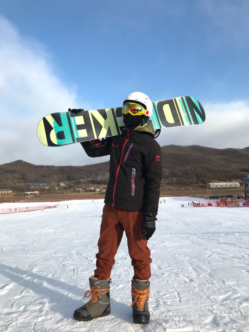 F0F2B893-8D70-46E6-8197-513145190CA1