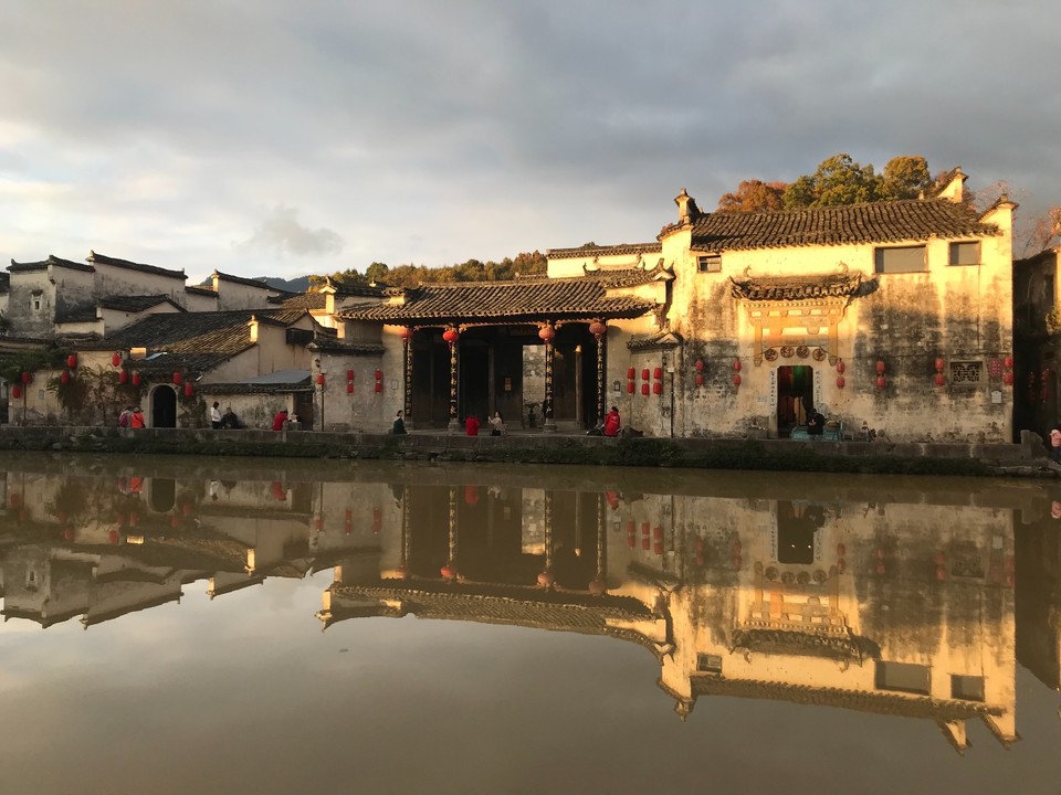 1810C2C2-1E5D-4077-9405-15A0AAFB2B97