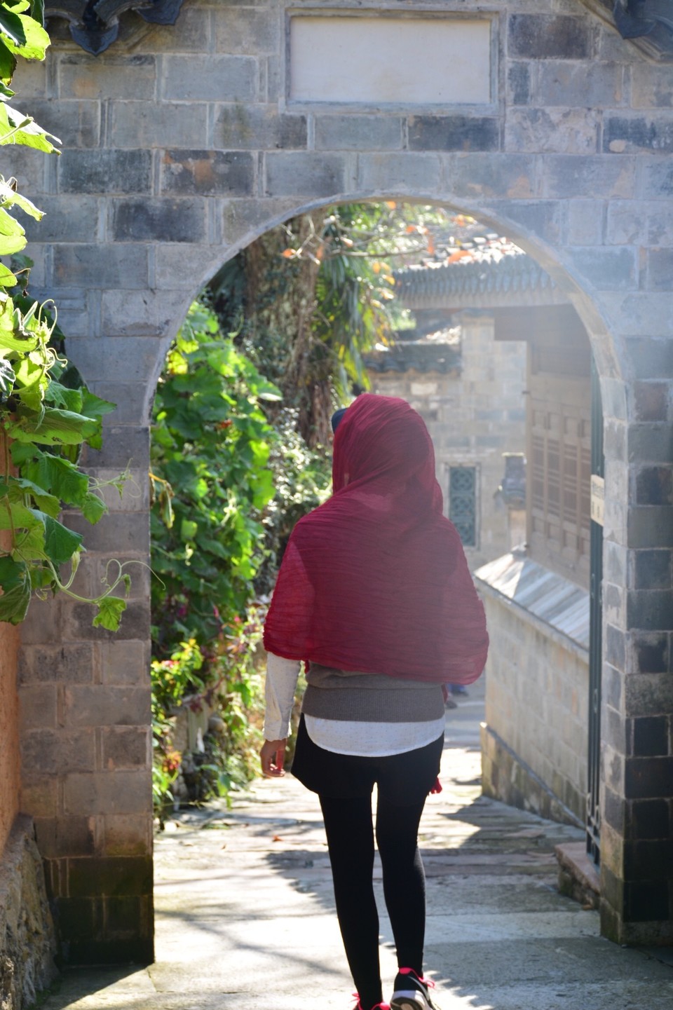 E7DF94D8-B92A-41FE-8671-0154779D3DCA