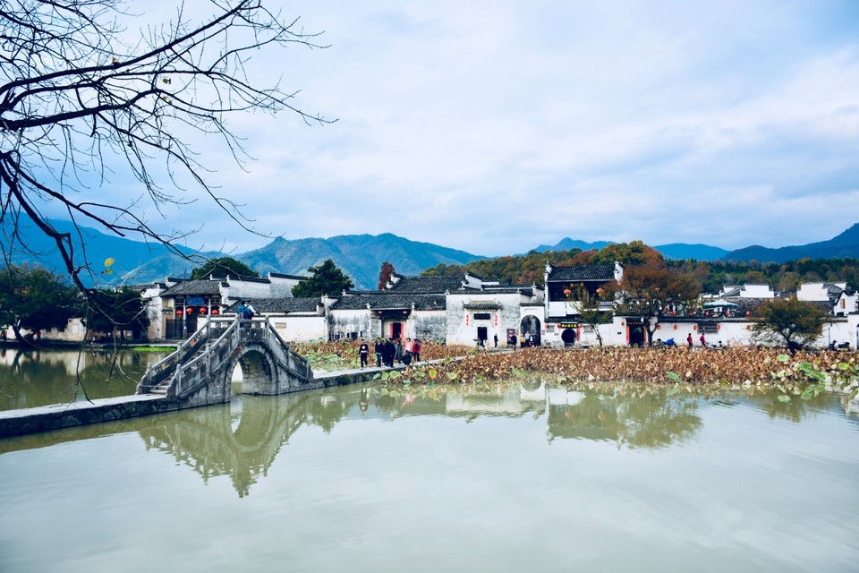 F7BBF697-A118-4018-BDAD-D0450C93032E