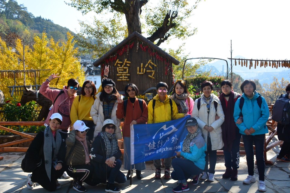 D849AEBE-F2D9-46A8-9A1F-E0B4129B0B8C