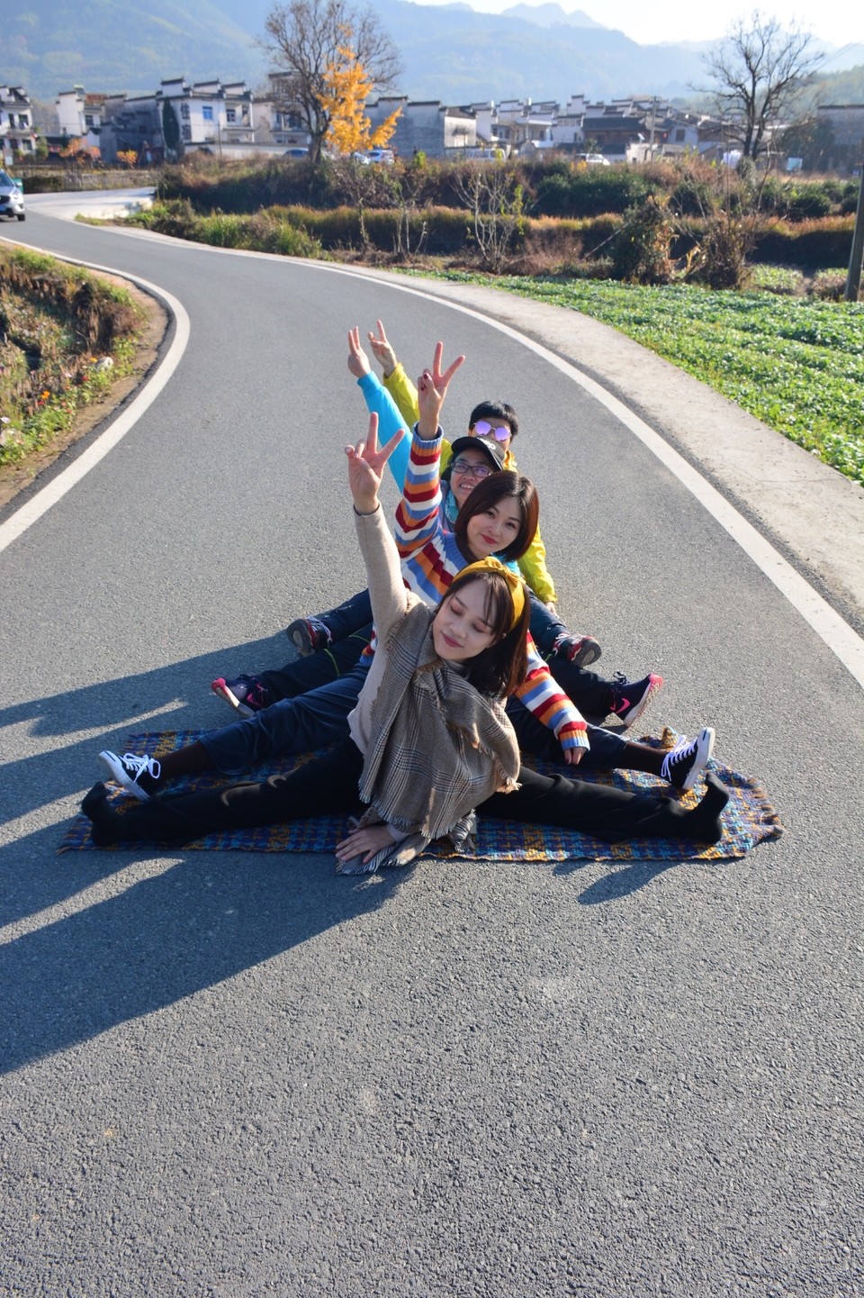 754F40B2-0A14-44D2-B625-718034F6FB62