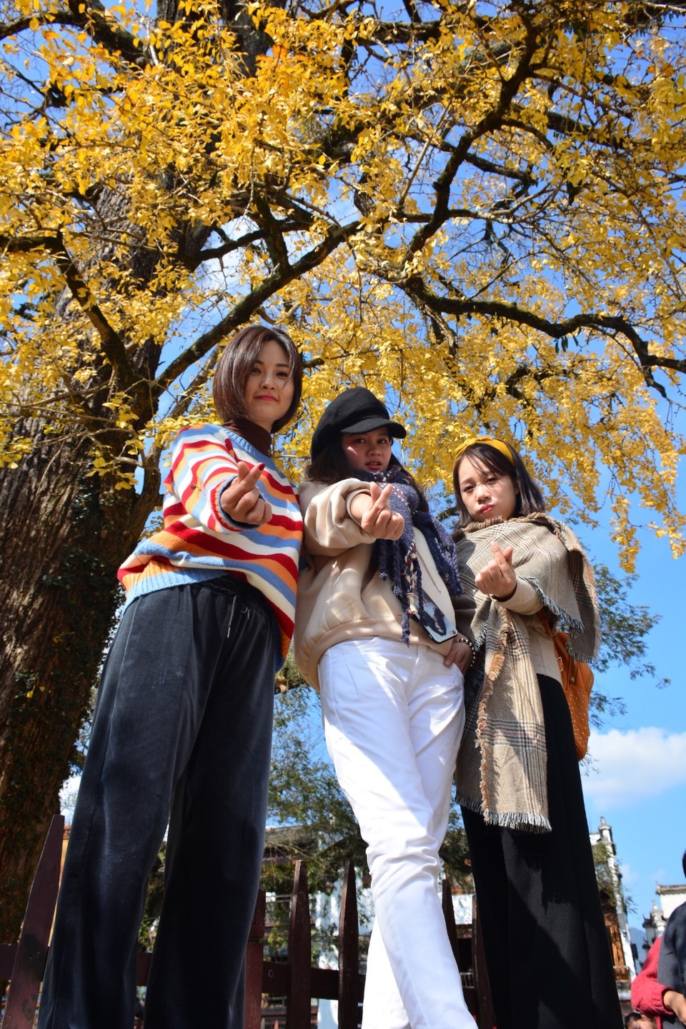 22893878-4E09-492C-B333-6FC70FAAB9E2