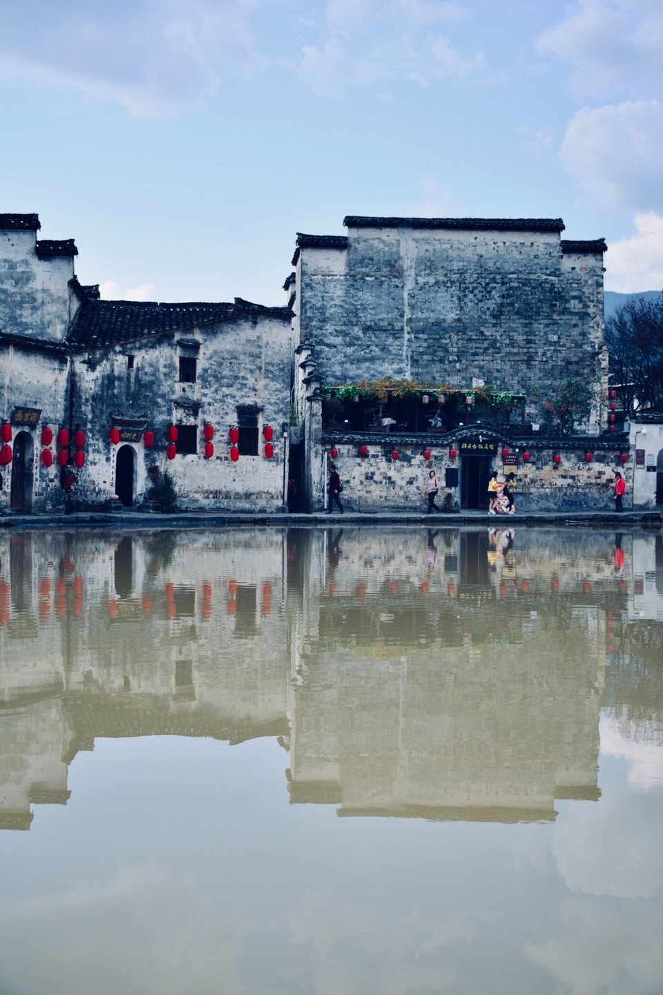 FEECF268-011C-4E7F-BA6D-DA93199DE5A0