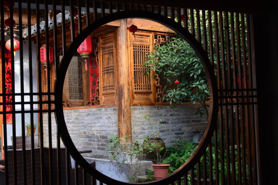 AAAEE8C9-C27A-4873-9708-661184F915C2