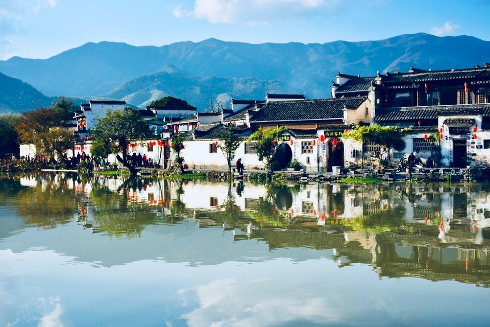 5A57A49A-8672-45C4-B24A-172FC20BDB6C