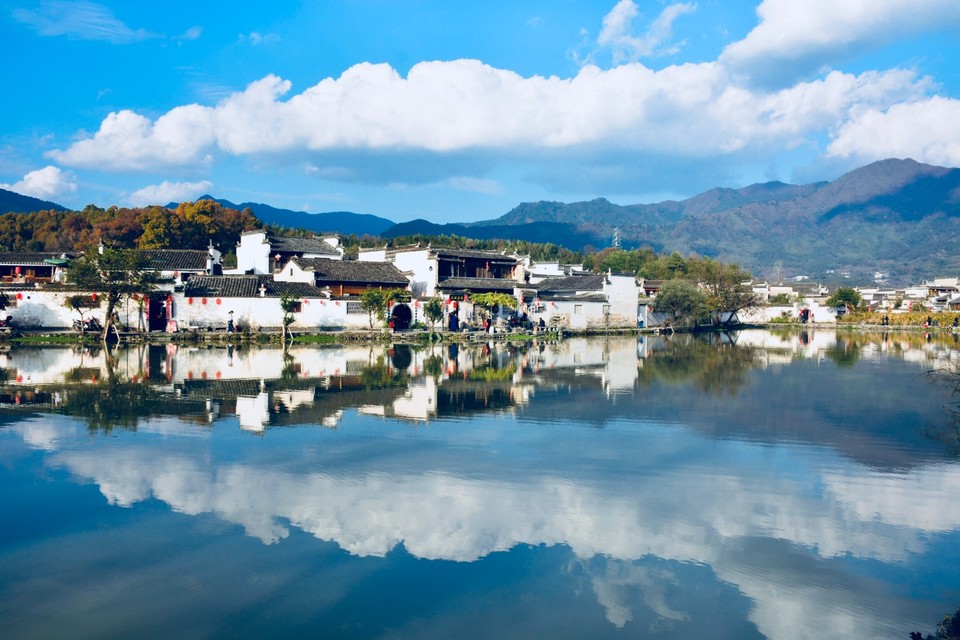 227470F7-45E0-4E5E-9875-CCD07B97D516