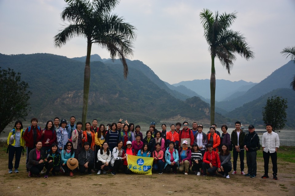 0B35E8D1-1648-4A3E-AF17-1287016B3151