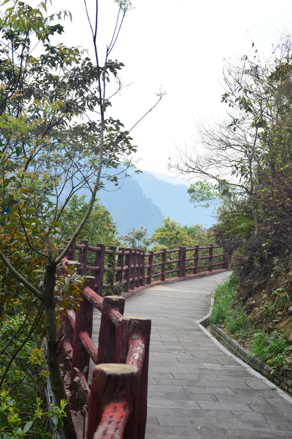 2E7C60AA-F1B6-4498-95E2-831078B01960