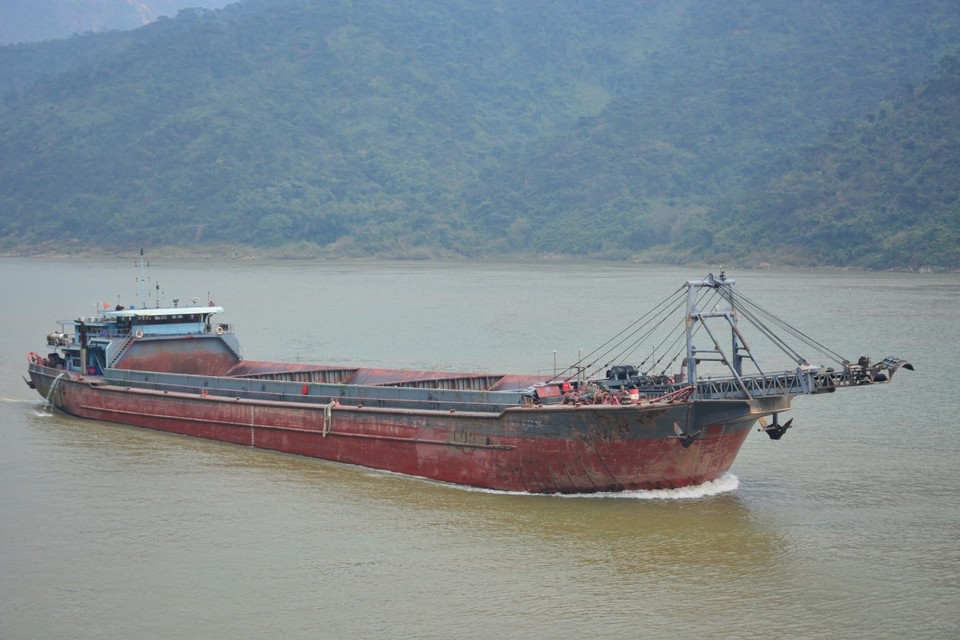 99B3AC92-6C30-4606-8DE3-00871D4E2087