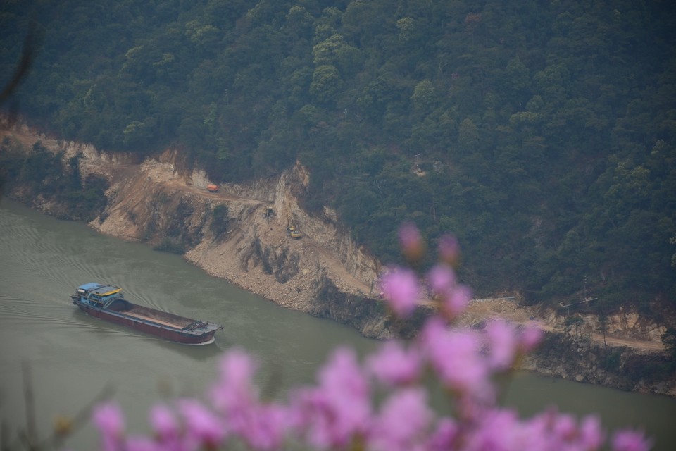 9F2DBF34-846B-48F3-9671-7ADFB22729CF