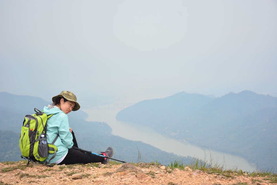 BFBE9DE5-F42B-4379-BE7F-D03751084BE2