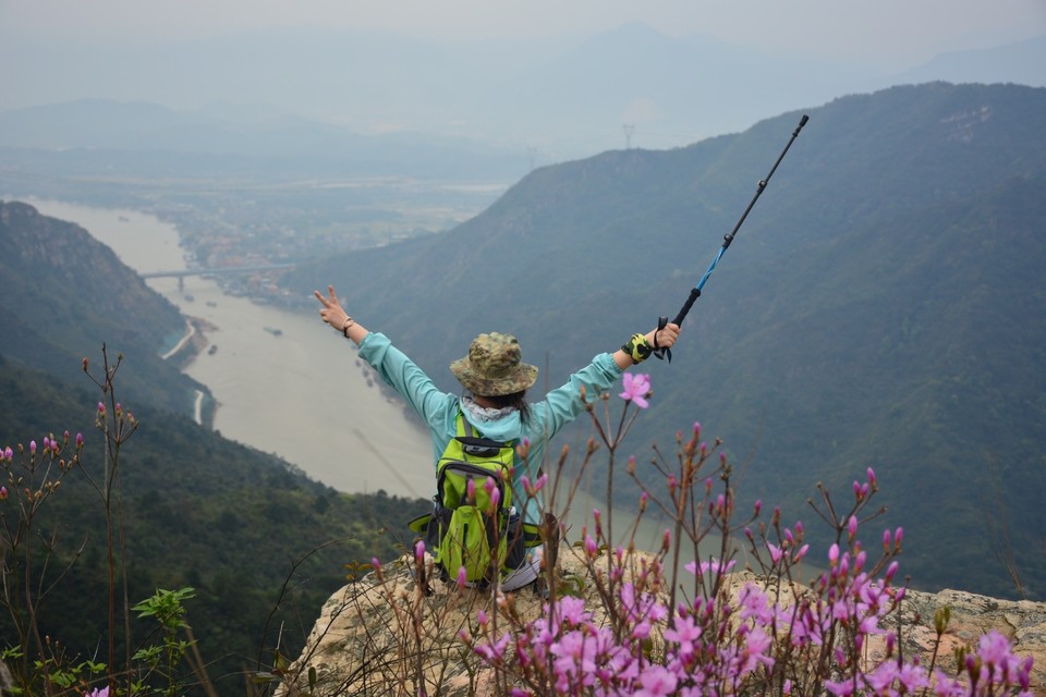 6E59AB3C-DEFC-4577-A73B-8D5E892A33D4