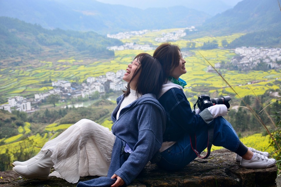 ED7D7935-05E7-46A1-921E-B85C6542E171