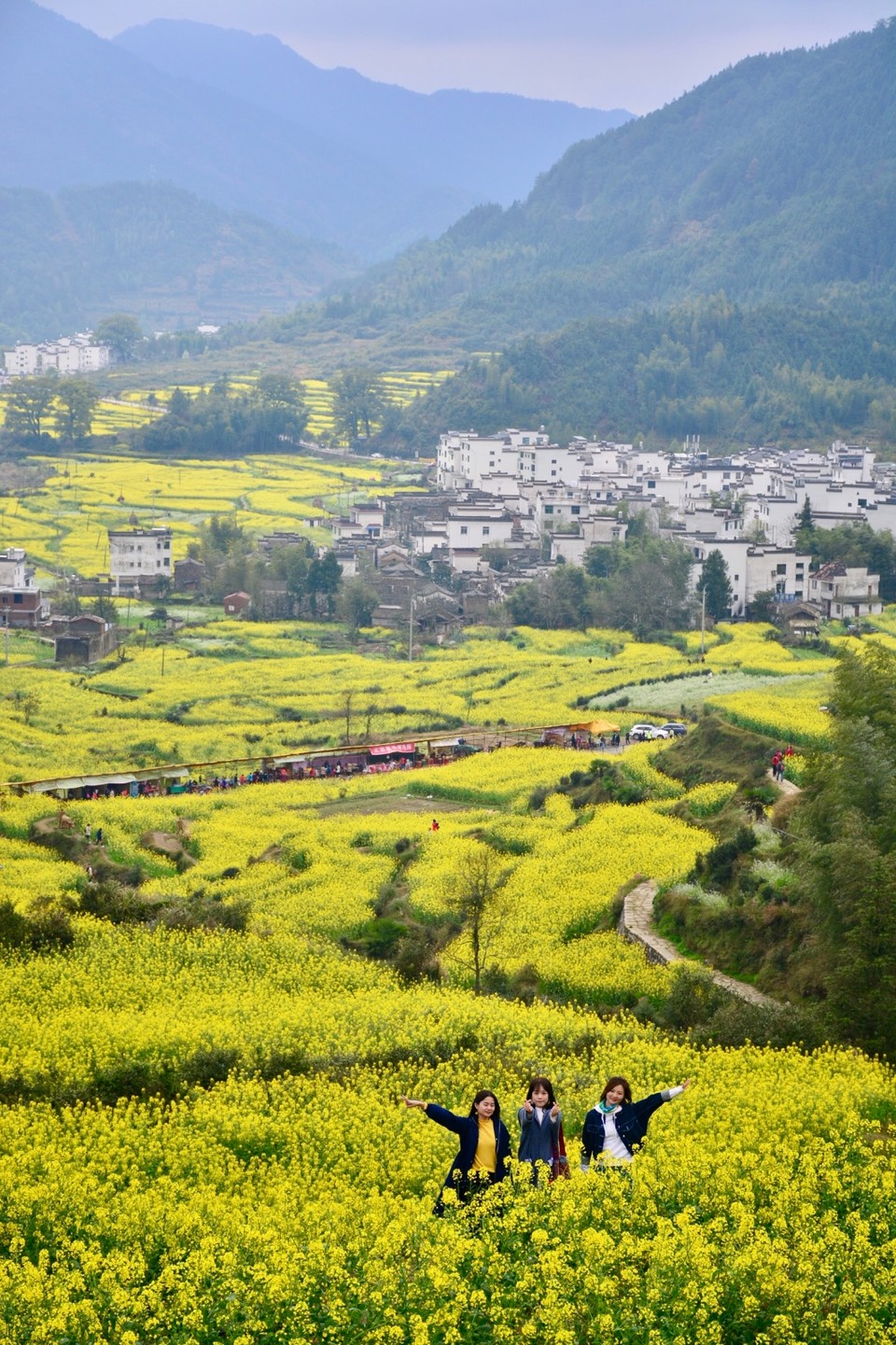 91FB739E-E13D-477C-8B72-7727C2574157