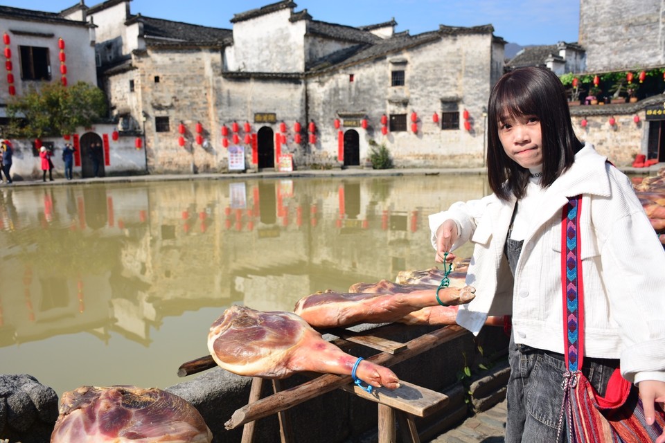 16EB25E9-5AA9-4E80-BE72-28BEE42C8623