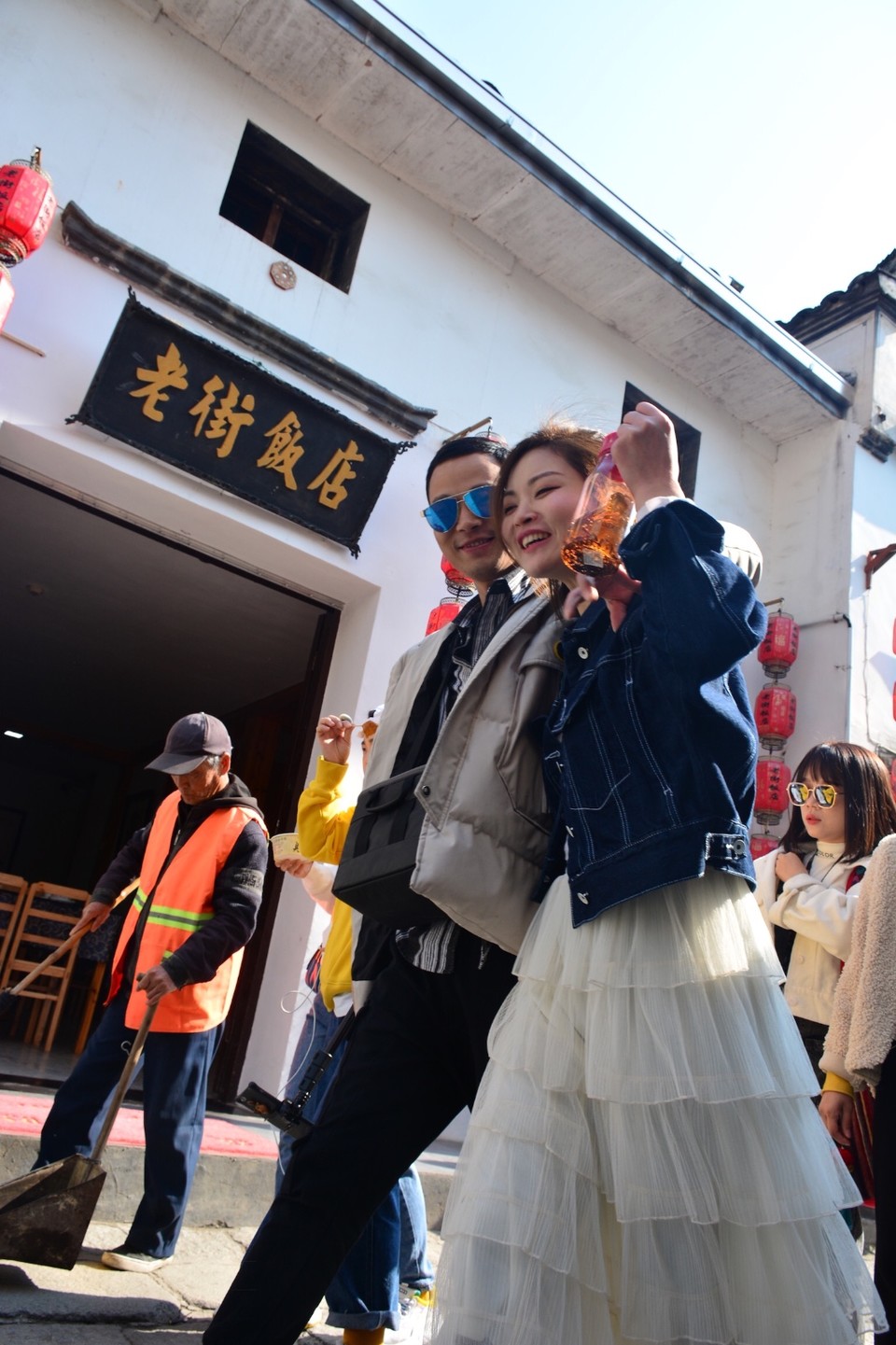 2B882A99-0D3D-4CC3-8F74-1E764910E122