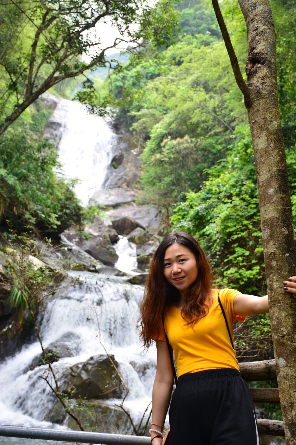 CEADCBC7-184C-4920-A394-1EF4F9985609