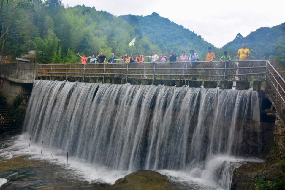 076173C7-AC8E-4D4D-86F4-27ED1CC263CB