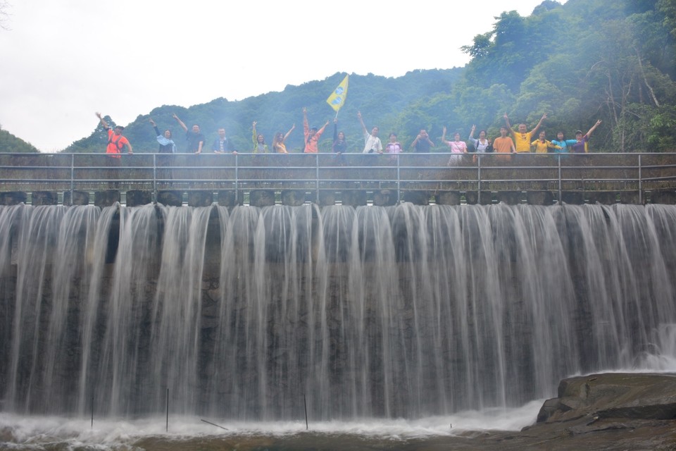 75B88980-8059-40BB-99B7-4C9E56338BFA