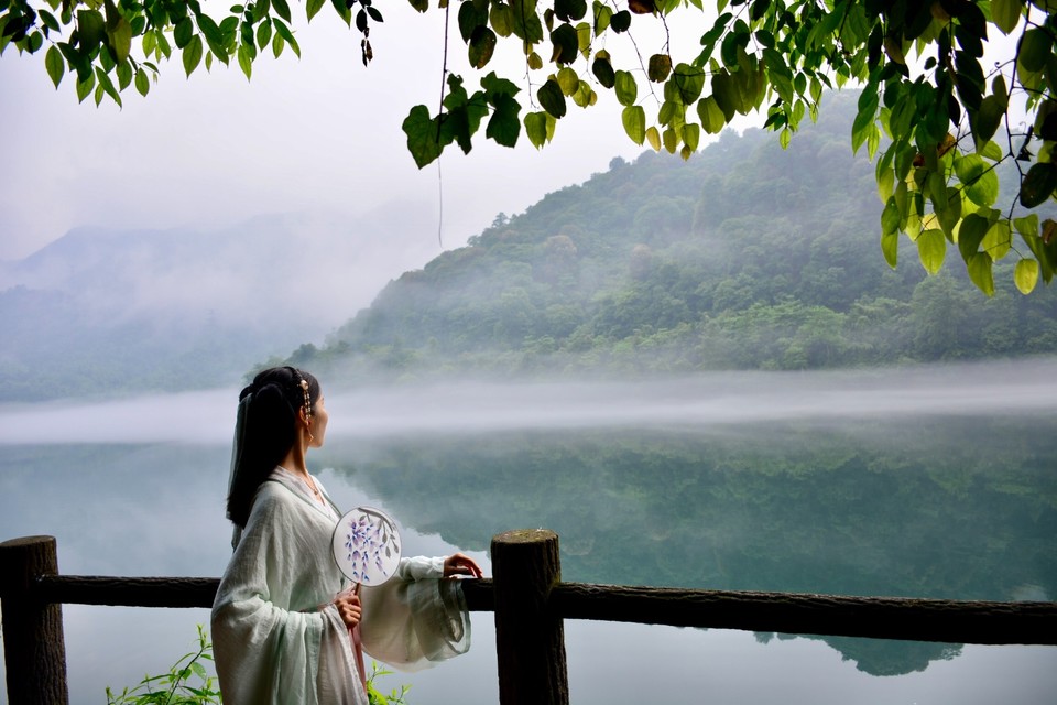 19513B1F-FFDA-49CC-A958-BBA221BDB768