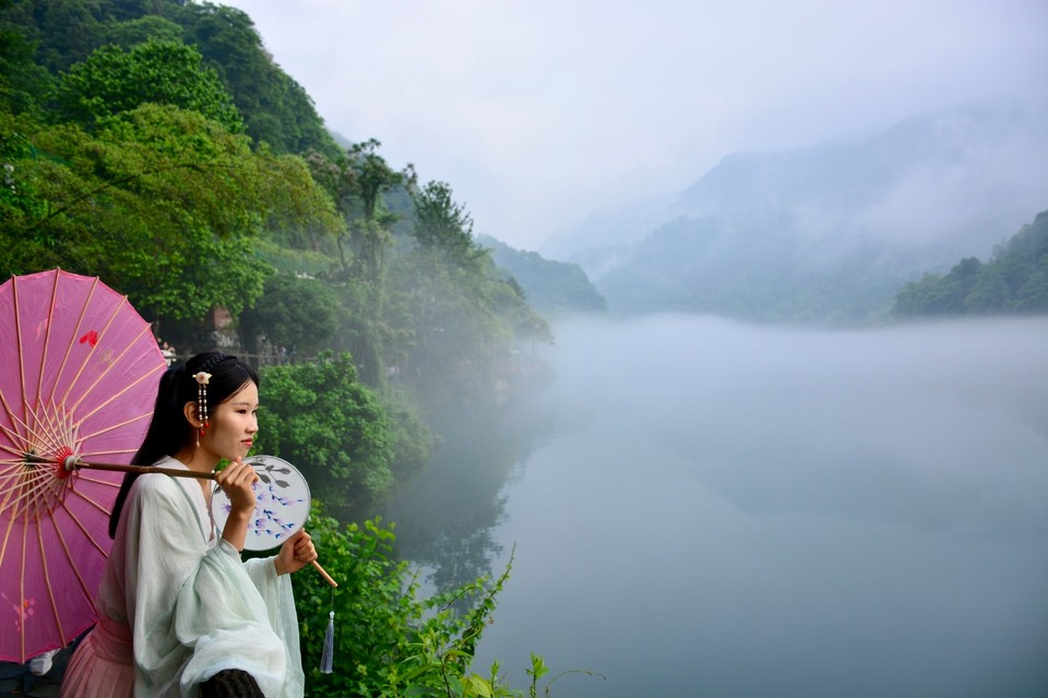 0C3467C4-5FBF-4B20-9770-0CBD58313368