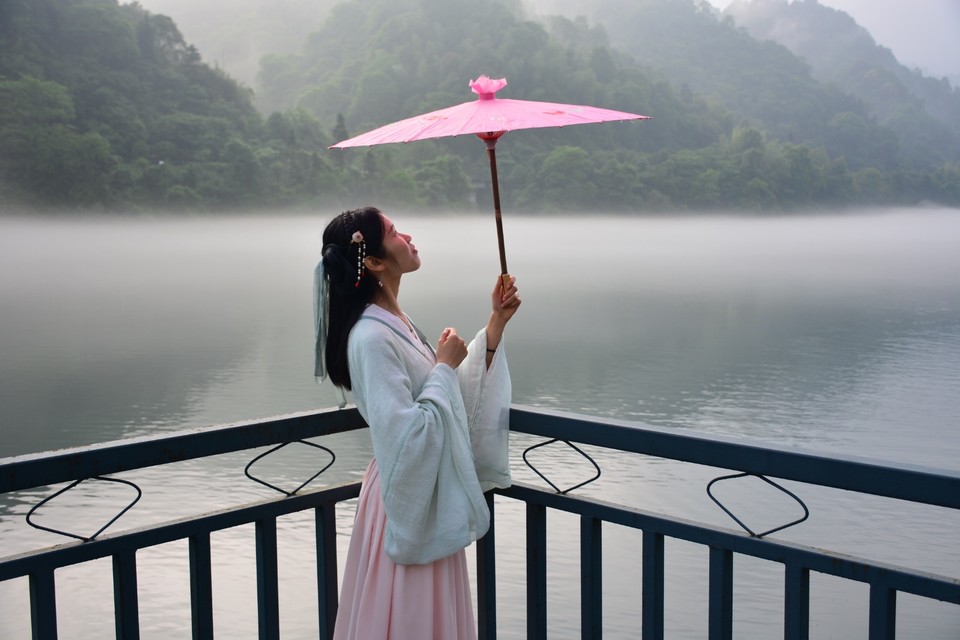 1BB766AA-5BB9-4E9F-9C26-E740E0E7E893