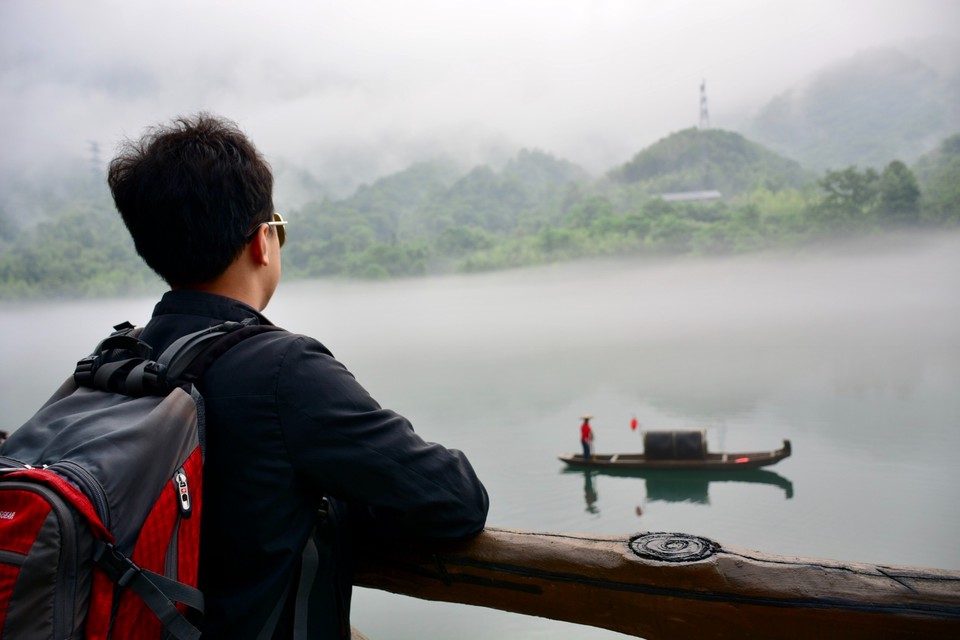 F7DBFE42-E959-456F-8988-886385CCC5A2