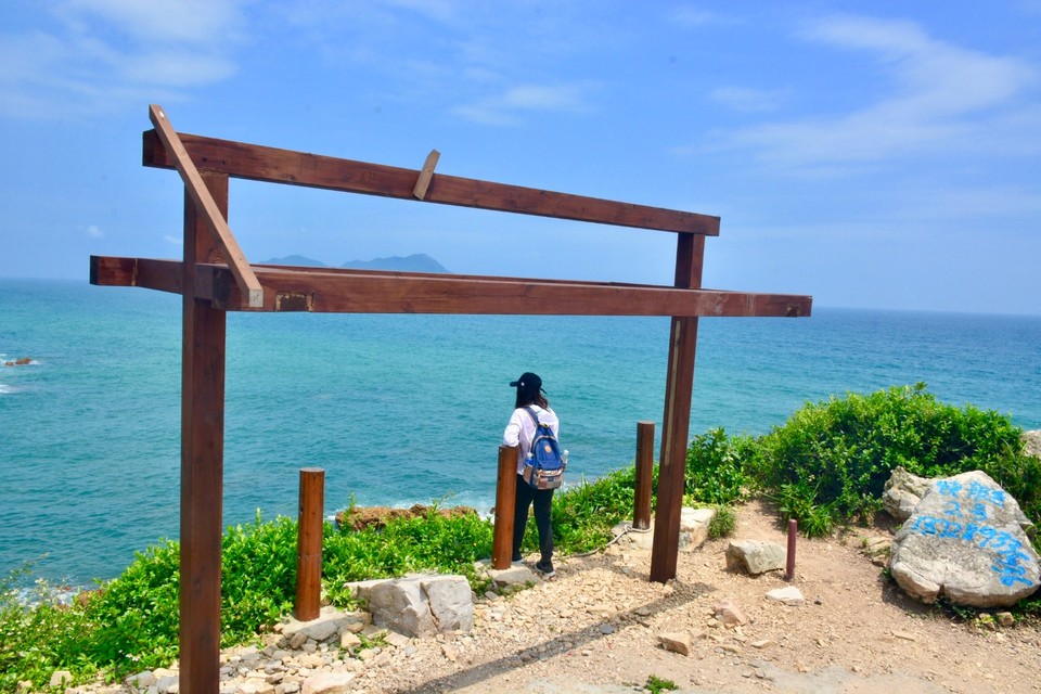 E762152F-751F-4AC8-9B4B-51E97CEBE711