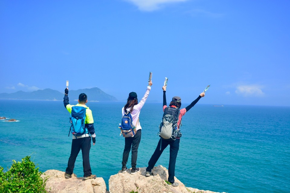 17DAF7F2-C52D-414E-89CB-6E5CFB208E3D