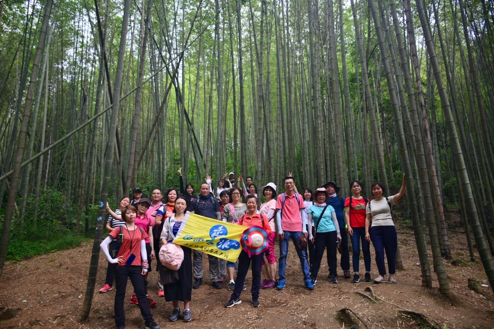 C41177E3-2E9A-4F4F-B94B-F2A844783CC5