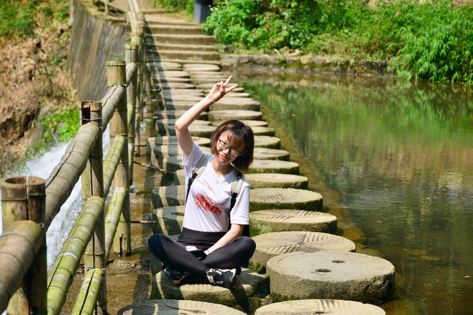 C902F4AA-44DE-465B-9A17-B63476BC7340