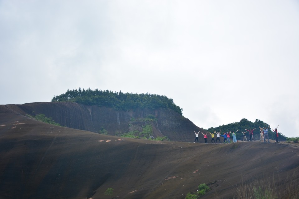 C28E2409-5FF2-4626-A78C-E8D985843AD8