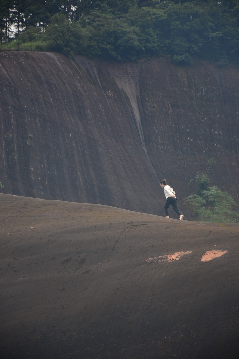 37851A36-D36E-42C3-BD2C-C2CA133DD45F