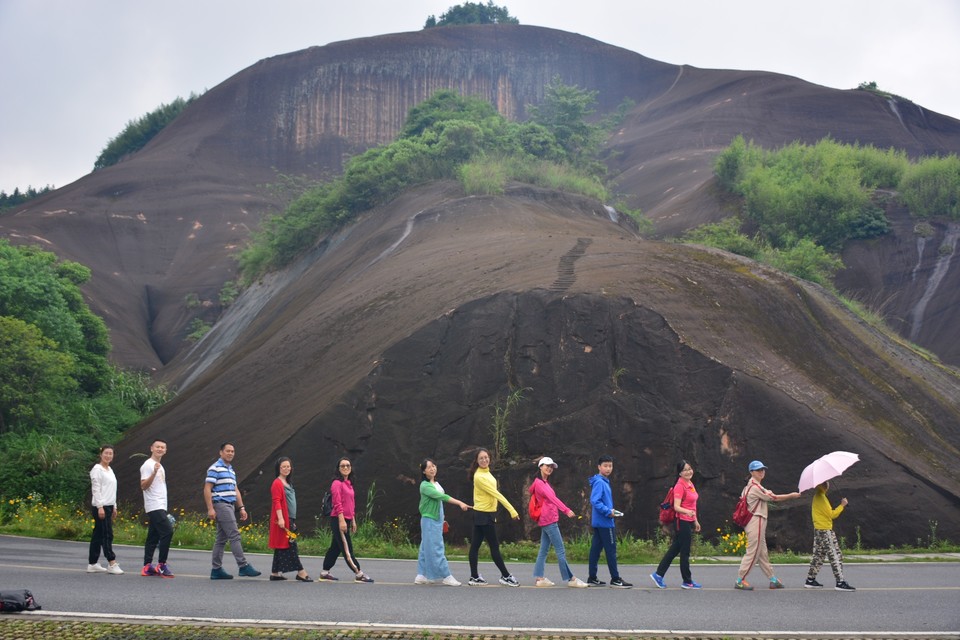 6D39EBE5-7ED1-4095-BB76-0E140E57E60C