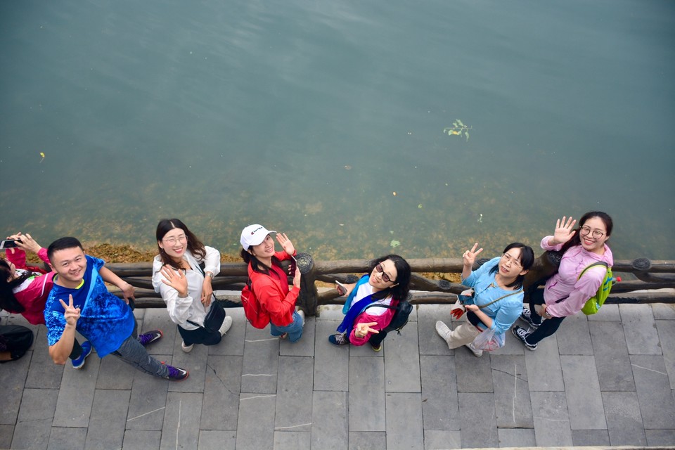 23B9AFE7-9DF7-46E8-AD6C-67BAC9DB2E5C