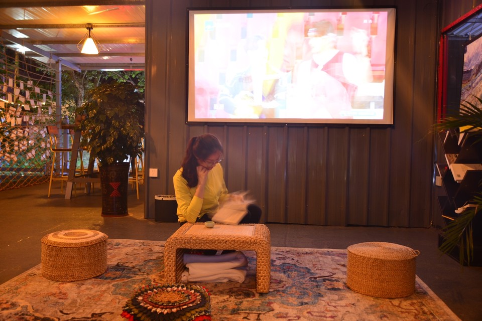 40F733B1-D21A-4222-97B2-41CD3577C0B7