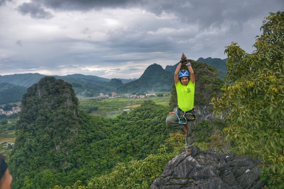 58D89529-A2B9-44D6-9A60-1CFAD3A48D06