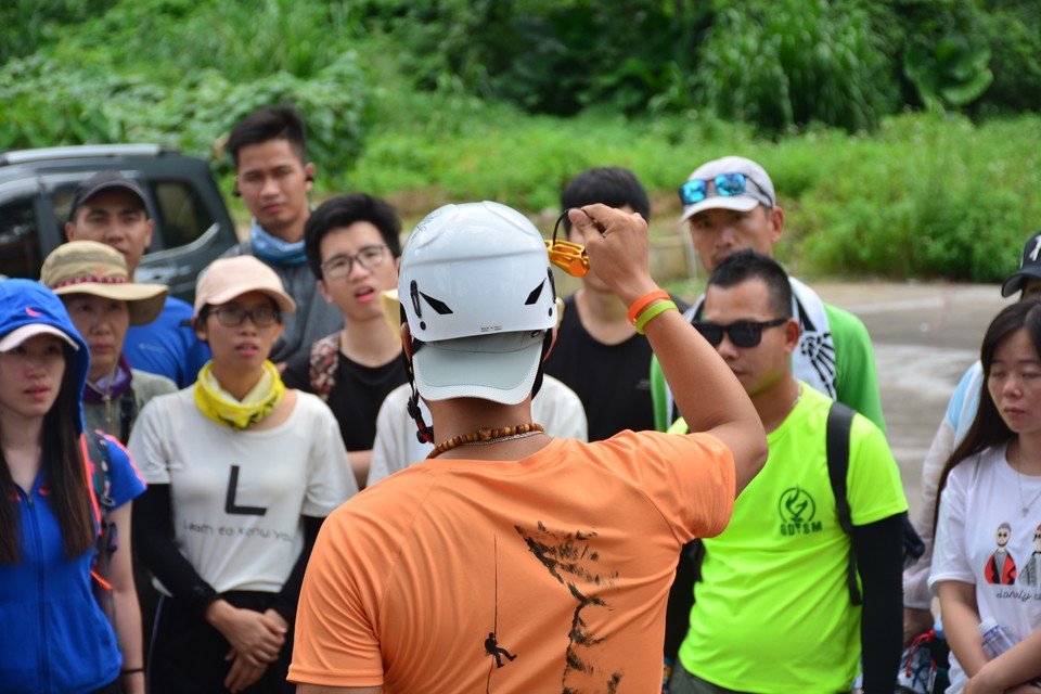 D058C575-C117-48D3-AB0E-6FF6EBCA70D4