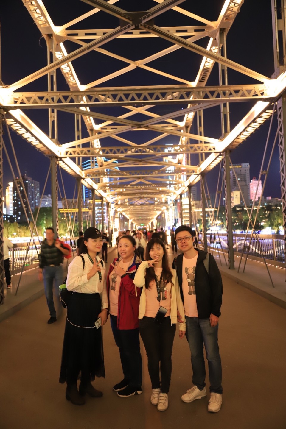 7E48EB25-329D-4D60-A250-65B123355A39