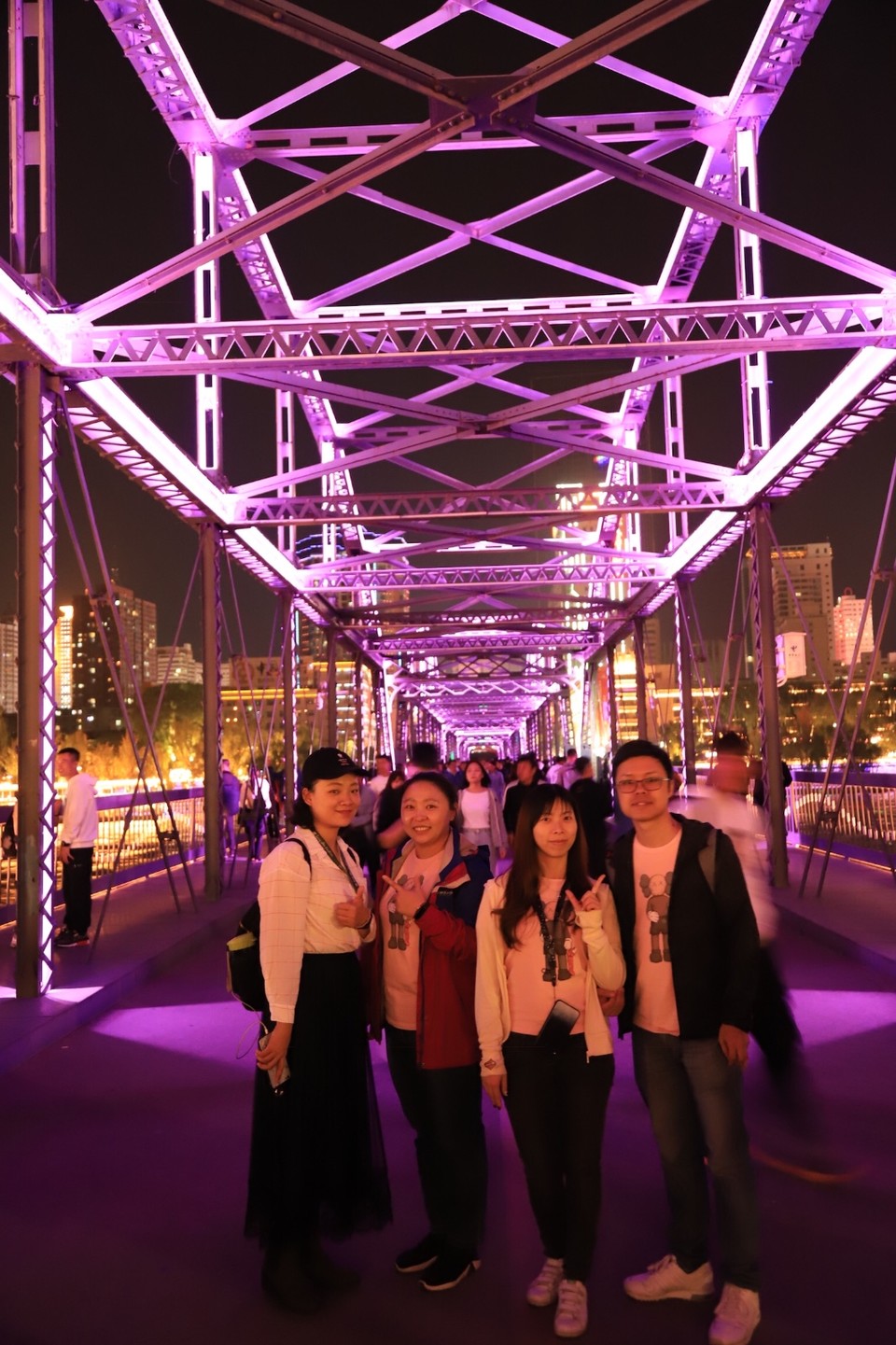 5707B749-8DB2-4C3A-A10B-47BF71ADB15F