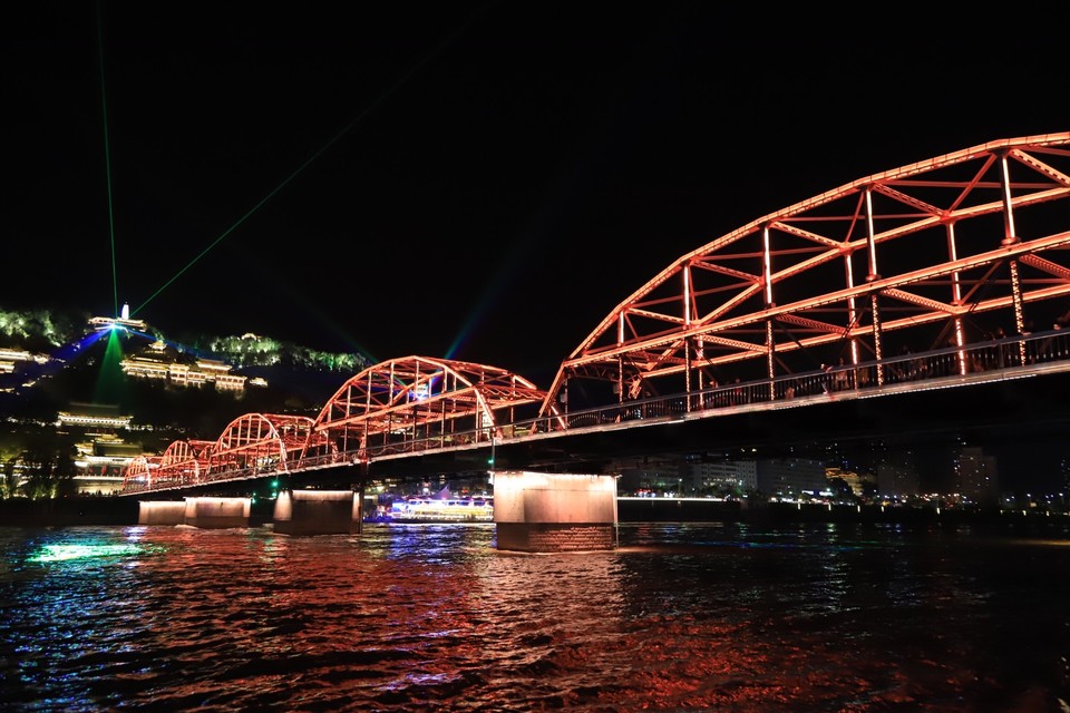 41A90128-0AFD-4194-BD37-36A0B1D30F0C