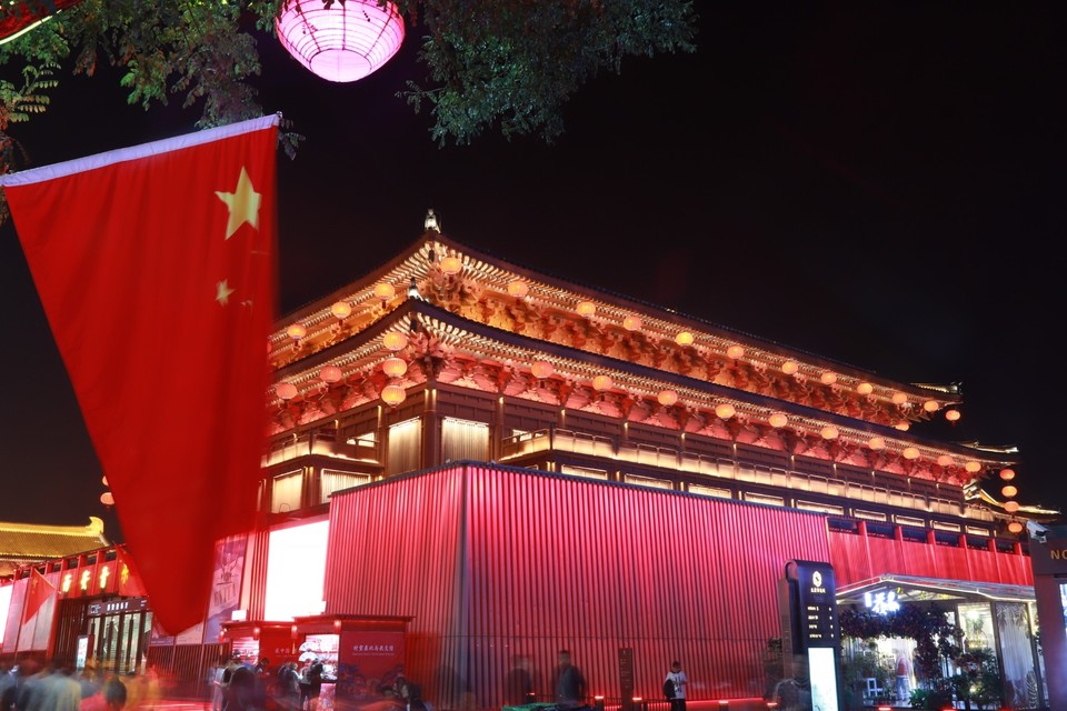 8C95F61C-C135-424A-8FED-41079A1380EE