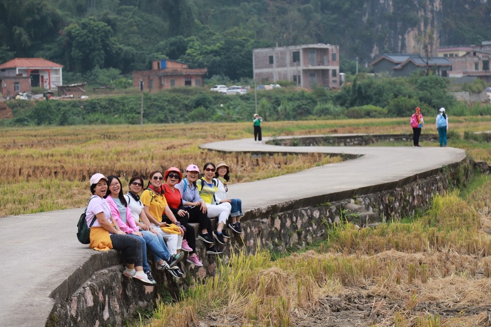 591ED7E8-84B8-4BBE-8263-9558F2D84AB6