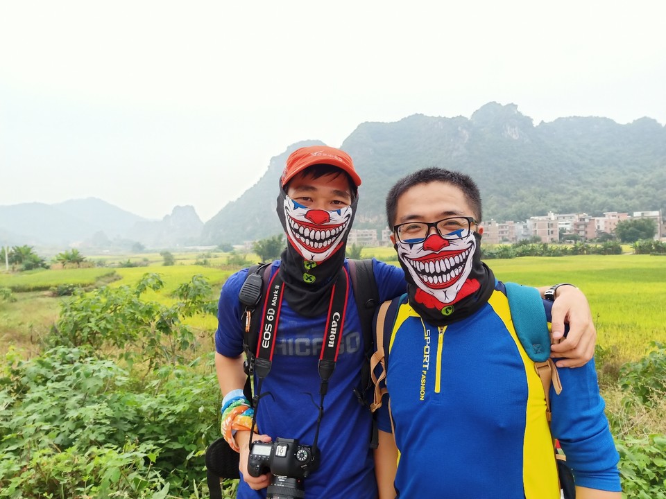 FBFFE9DF-3312-454F-B59E-EE80F48E3943