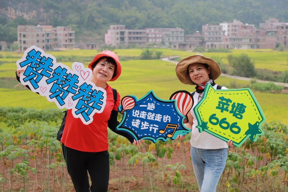 7A901EEF-A64C-4A89-AA3F-07F28E56B73B